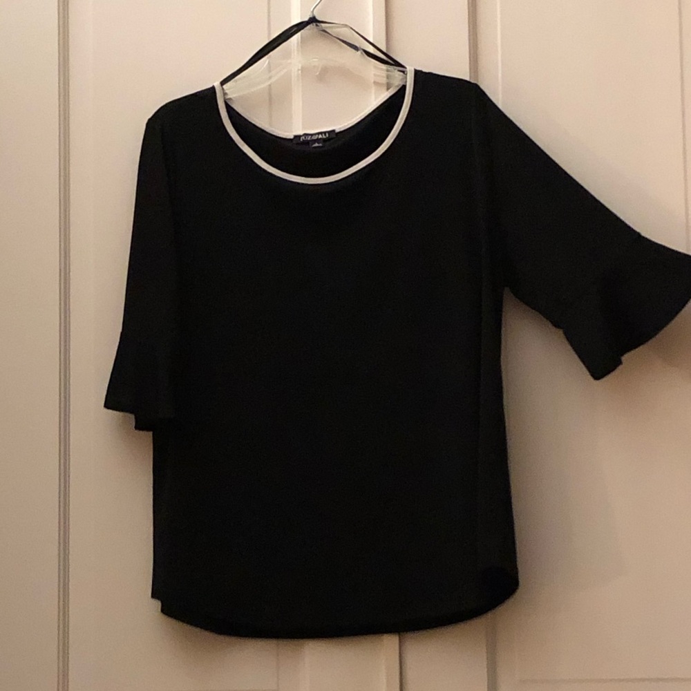 Black blouse.